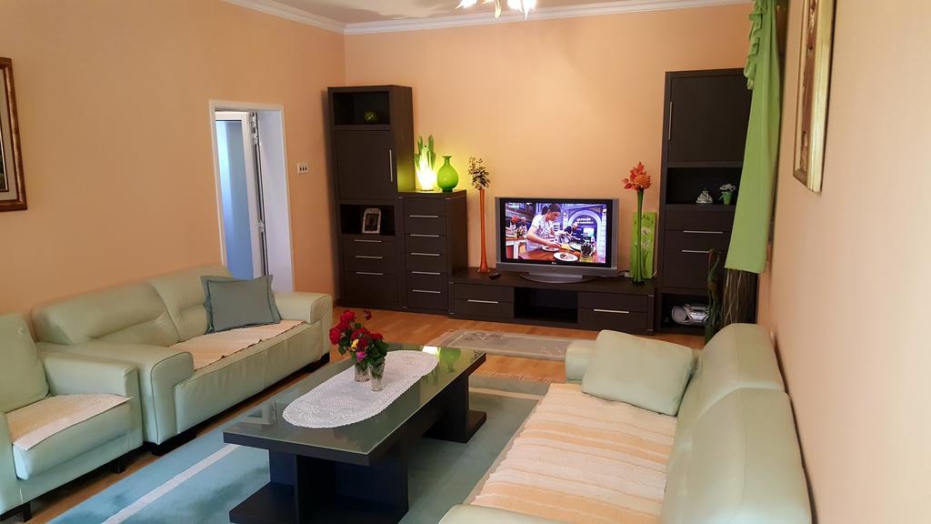 Apartment Andric 2 Trebin Dış mekan fotoğraf